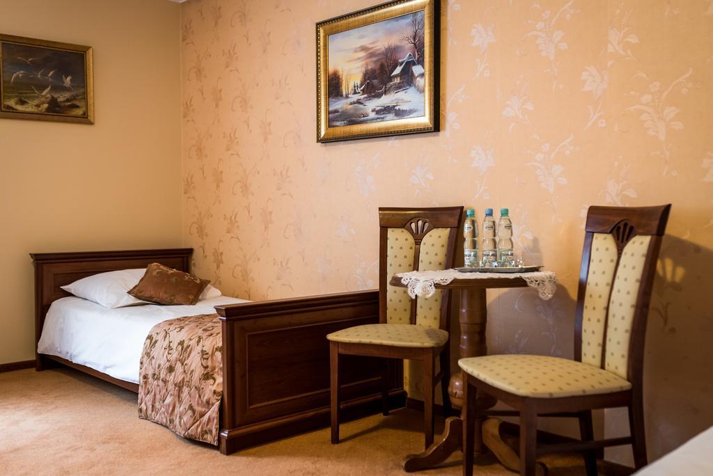 Hotel Palac Akropol Lublin Cameră foto