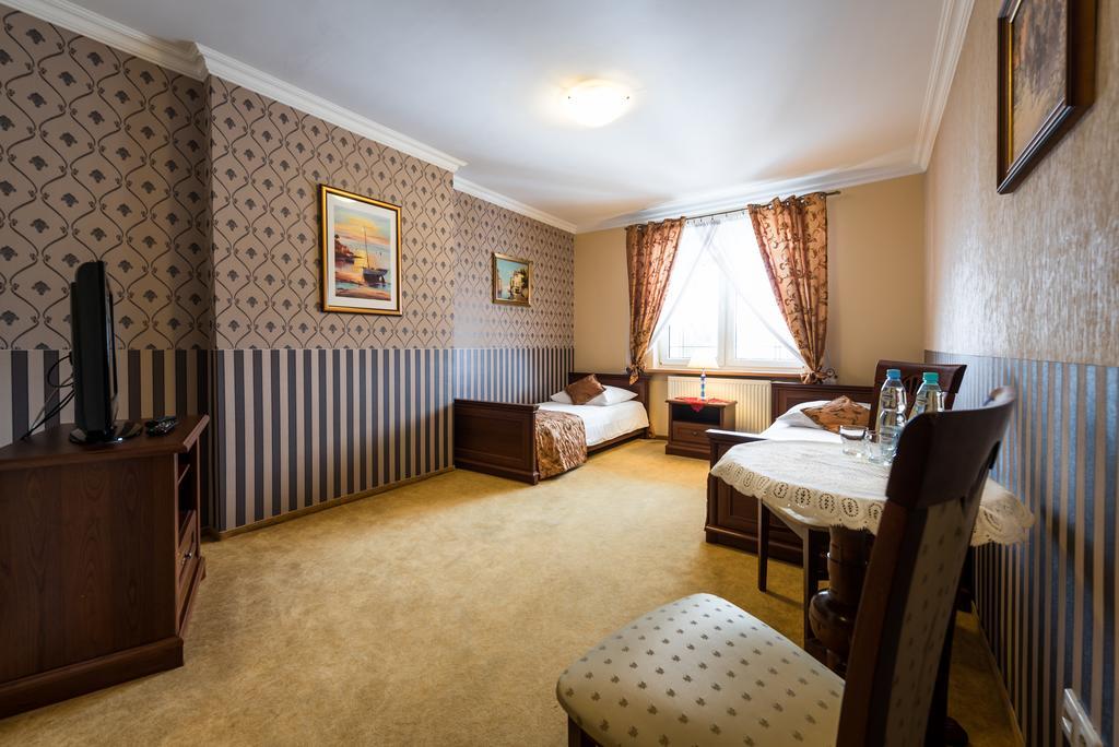 Hotel Palac Akropol Lublin Cameră foto